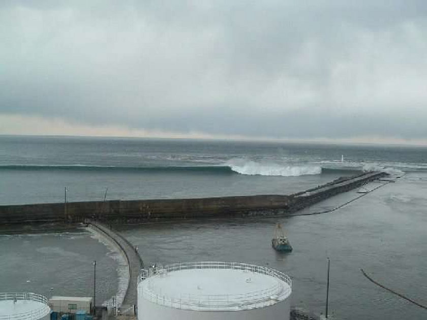 Nieznane zdjęcia z tsunami w Japonii