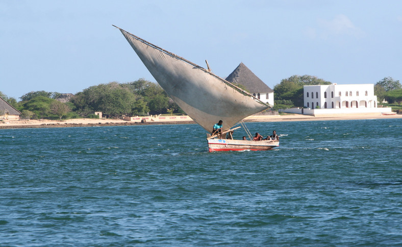 Tradycyjna łódź dau (dhow), fot. Robert Pawełek