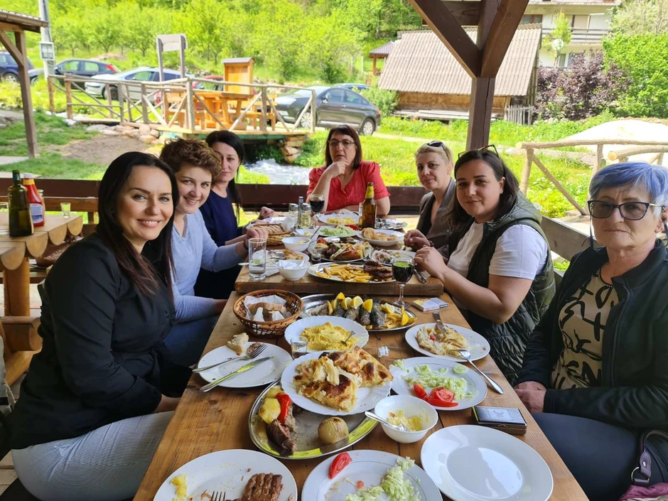 Zvezd Krajine trpeza