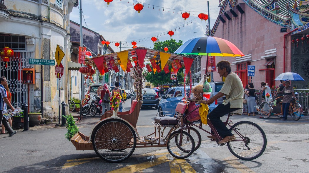 Vo svete je možné spoznávať aj nekonečné rozdiely v mestskom živote.
