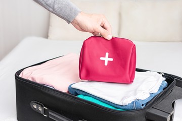 Úti patika nyaralásra: ezt tegye a táskájába - a gyógyszerész tanácsai