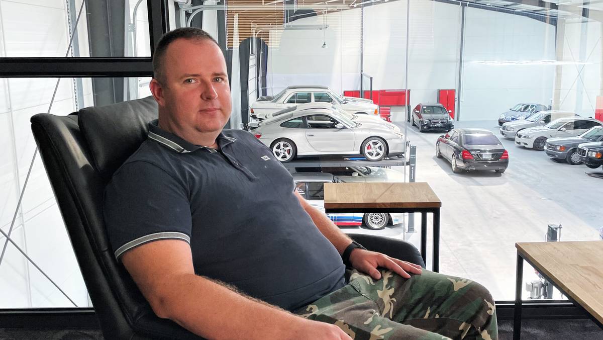 Zawodowi Handlarze Robert I Wąski