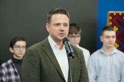 Kto byłby najlepszym prezydentem Warszawy? Sondaż wskazuje wyraźnego kandydata