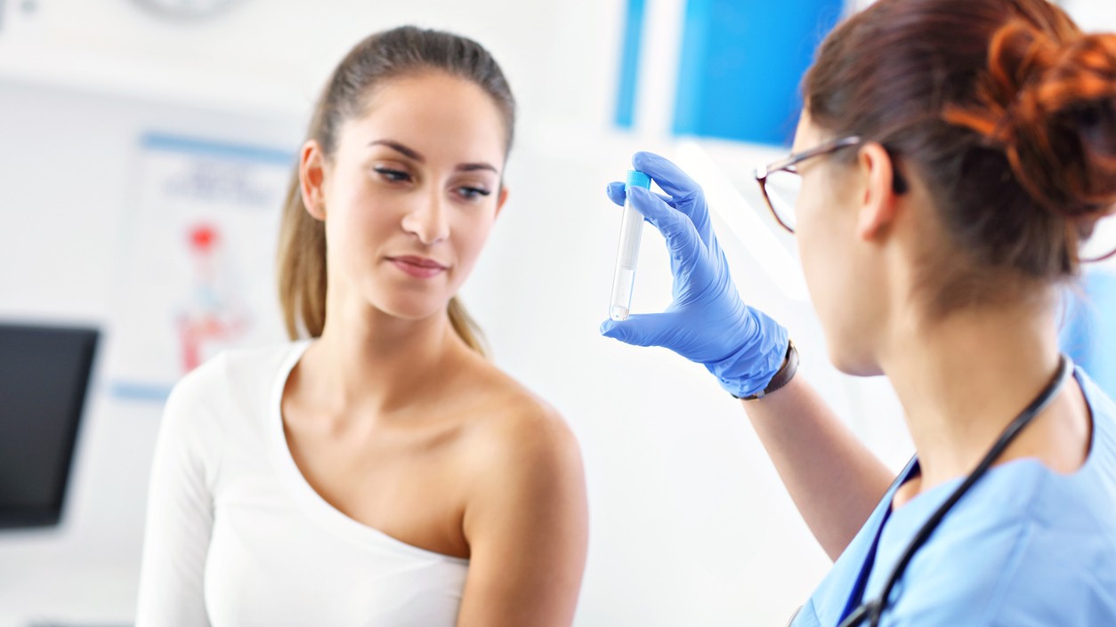 Čo znamenajú výsledky BRCA testov? Aké genetické testy za akých podmienok môžete u nás absolvovať zadarmo? Prečo je to dôležité? Vysvetľuje lekárka