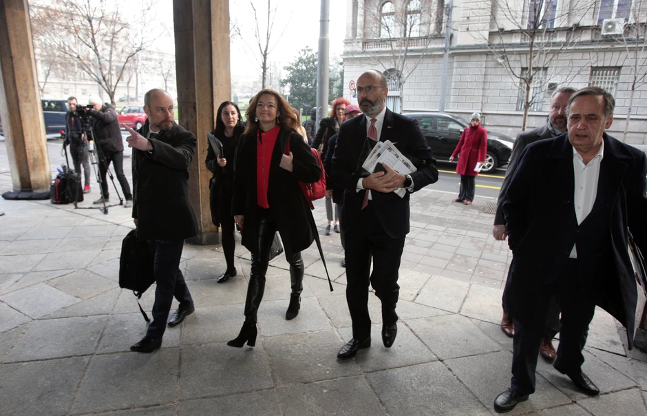 Dijalog vlade i opozicije