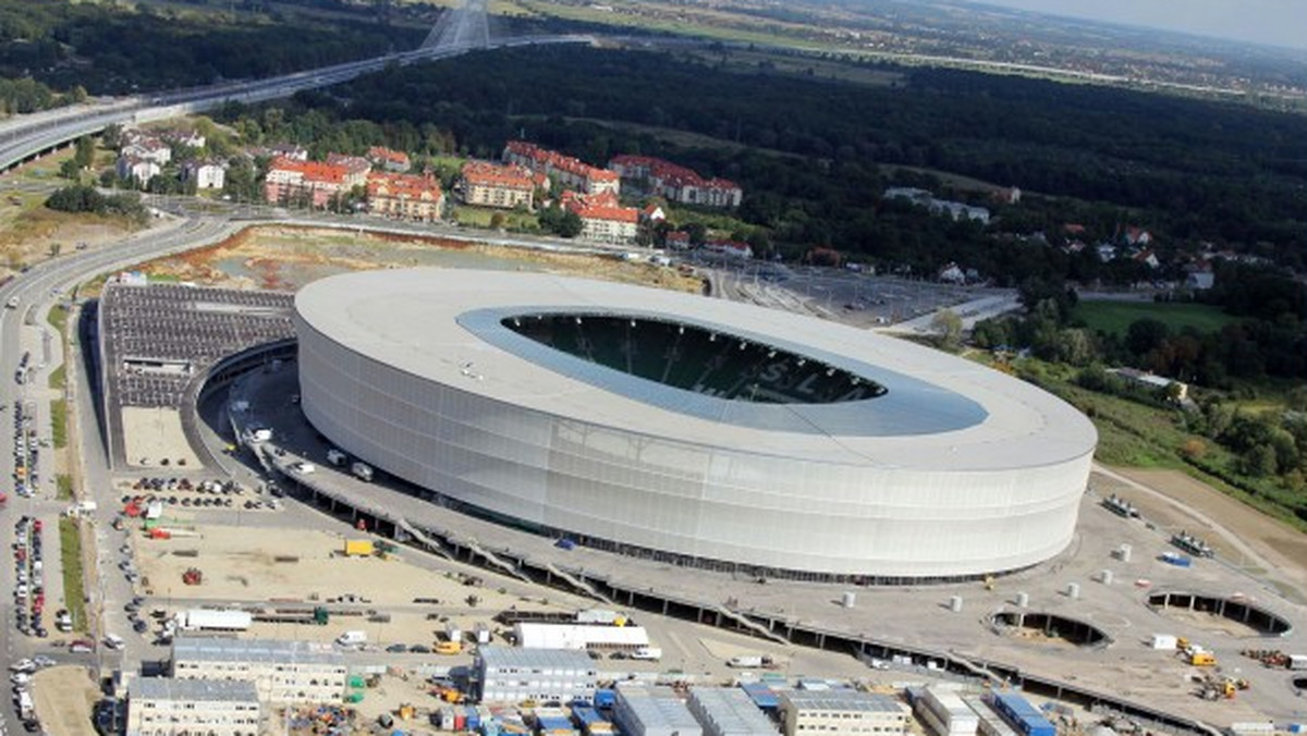 Na spotkaniu spółki Wrocław 2012 zaproponowano, by na meczach podwyższonego ryzyka kibice gości korzystali wyłącznie z Toi-Toi a nie z toalet na stadionie. Co o tym sądzicie?