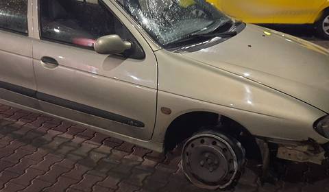 Spowodował po pijanemu kolizję i pobił pasażerkę. Miał o wiele więcej na sumieniu