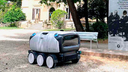 Forradalmasítja a házhoz szállítást Debrecen: jönnek az önműködő robotok