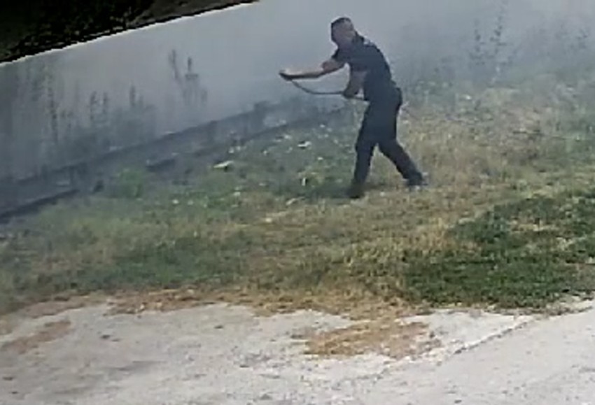 Komunalni Milicajac ne da da predje prugu vatra