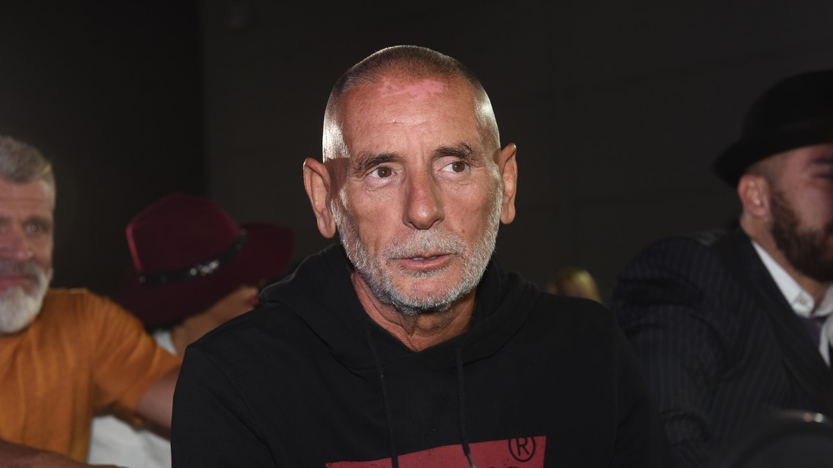 OVA KUĆA NA FRUŠKOJ GORI JE U VLASNIŠTVU LEPOG MIĆE Godinama uzima novac od rijalitija, želi da napravi raj na zemlji: 