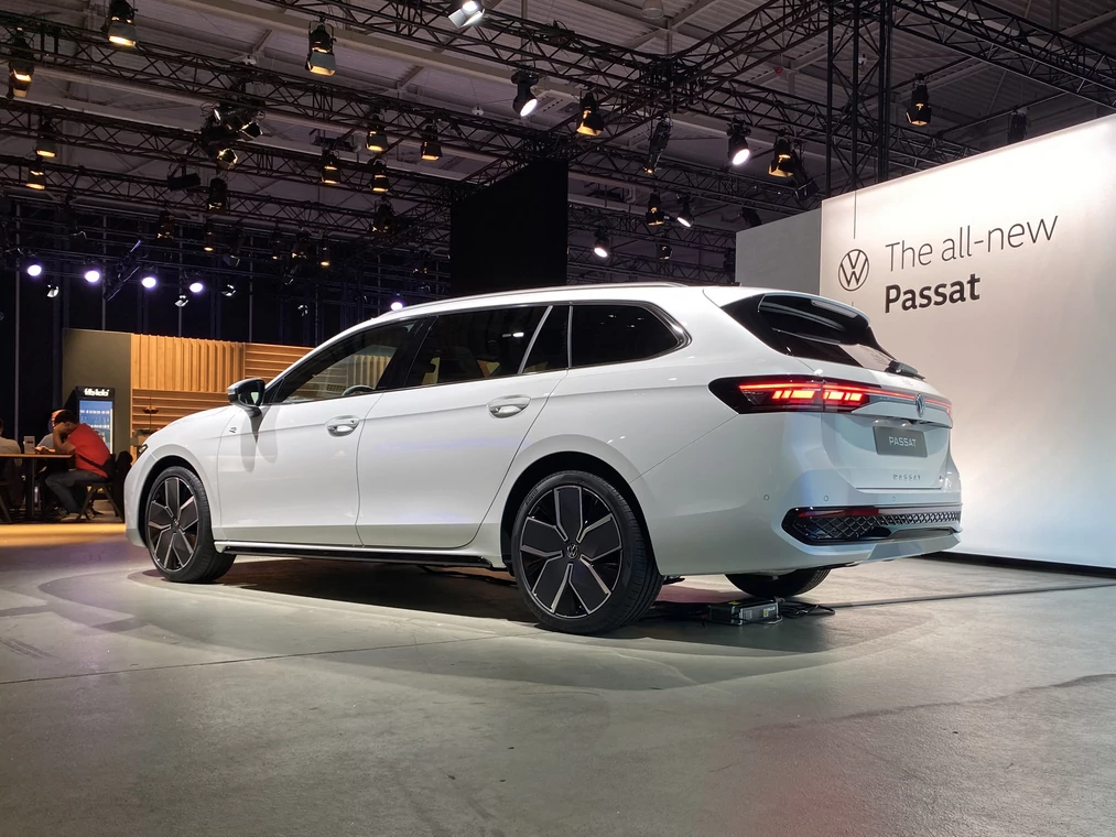 2024 Volkswagen Passat B9