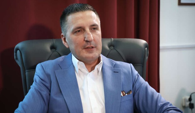 Nedeljko Elek