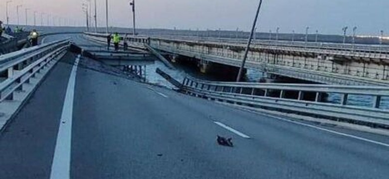 Most Krymski zaatakowany dronami nadwodnymi. "Operacja SBU i Marynarki Wojennej"