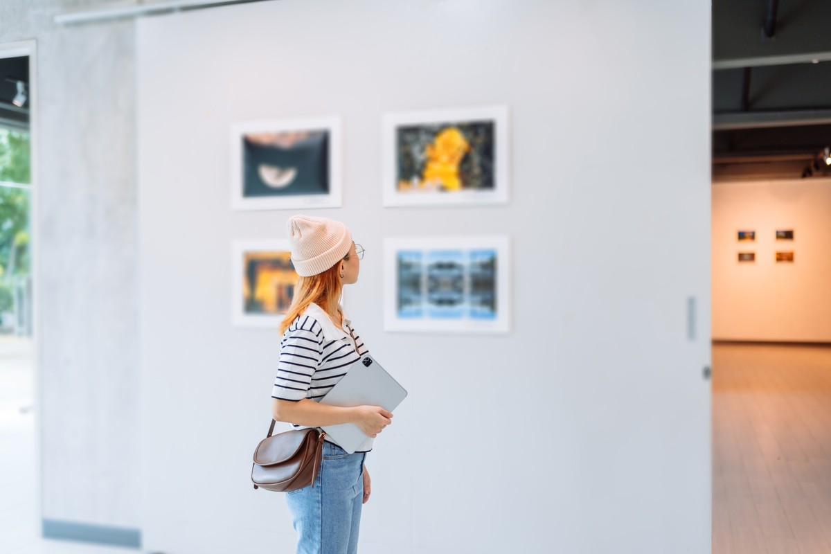 Ponad 1,7 tys. osób straciło potężne oszczędności. Galeria okazała się piramidą finansową