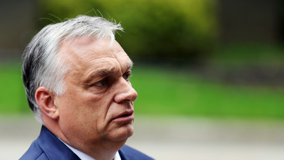 Orbán Viktor betért egy cukrászdába, majd krémest rendelt: nem hiszi el, miért – videó 
