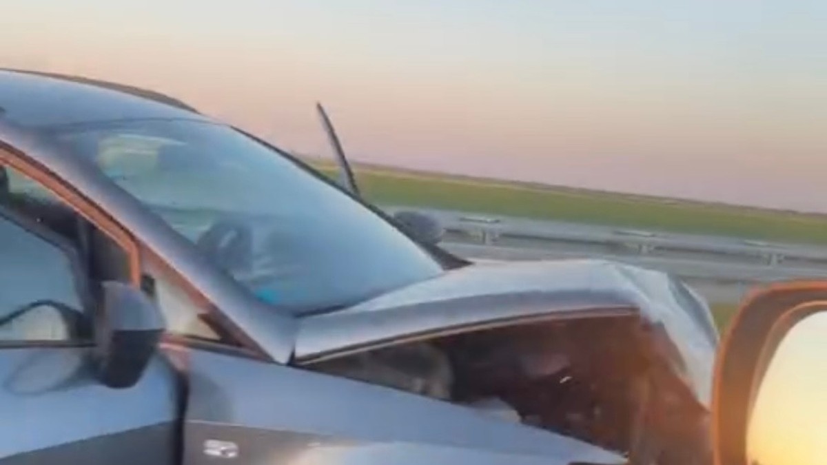 Stravičan sudar na auto-putu između Pećinaca i Rume