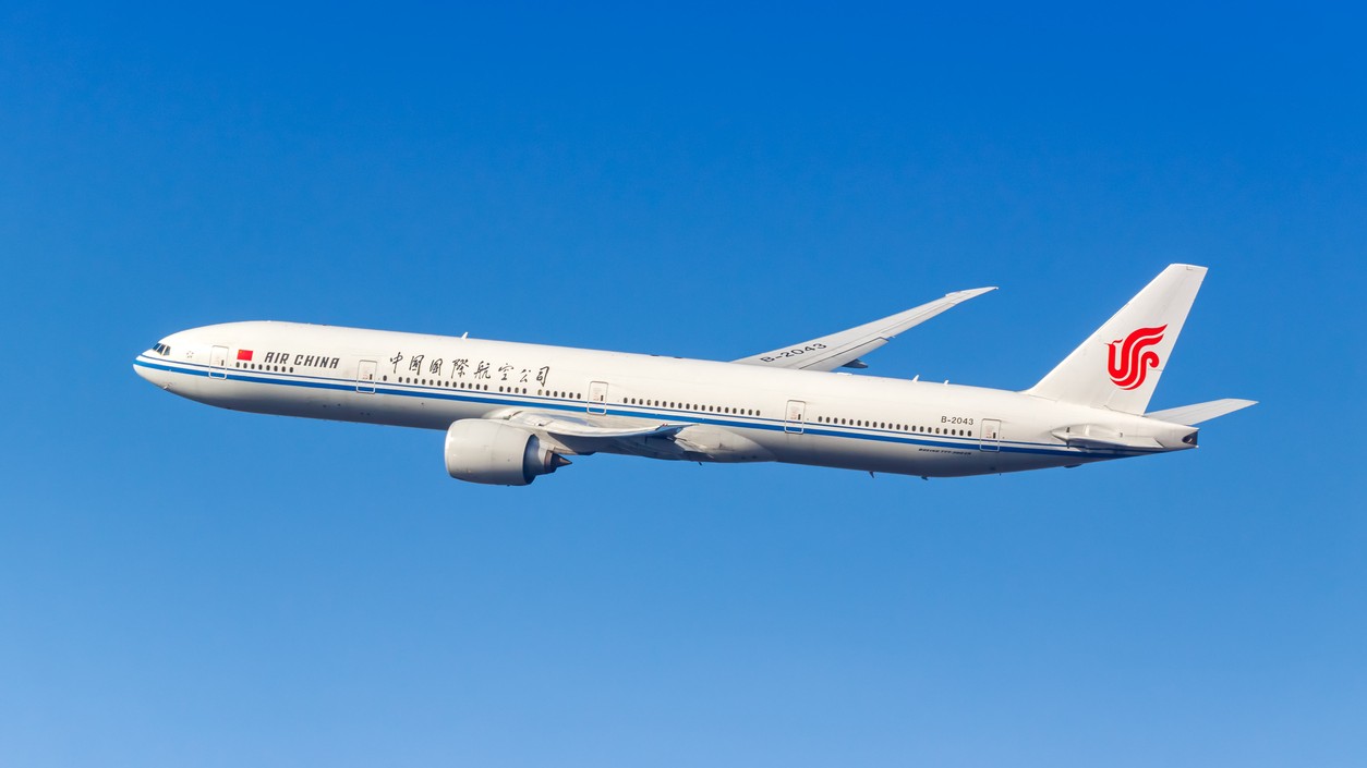 Air China letiace z Londýna do Pekingu núdzovo pristálo na Sibíri. (ilustračné foto)