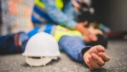Wypadek w pracy? Sprawdź, ile wynosi jednorazowe odszkodowanie! Kwoty mogą zaskoczyć!