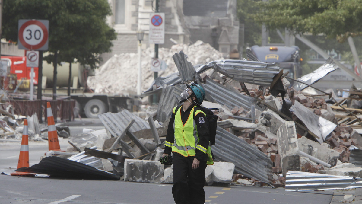 Do 165 wzrosła liczba ofiar śmiertelnych trzęsienia ziemi, które 22 lutego nawiedziło miasto Christchurch w Nowej Zelandii - poinformowała komisarz policji Sandra Manderson. Do tej pory zidentyfikowano 38 zabitych.
