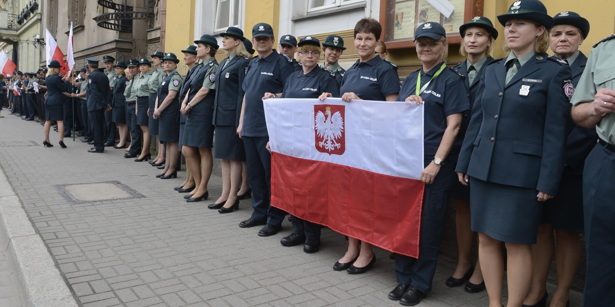 Paraliż w skarbówce po reformie! „Straty idą w miliony złotych”