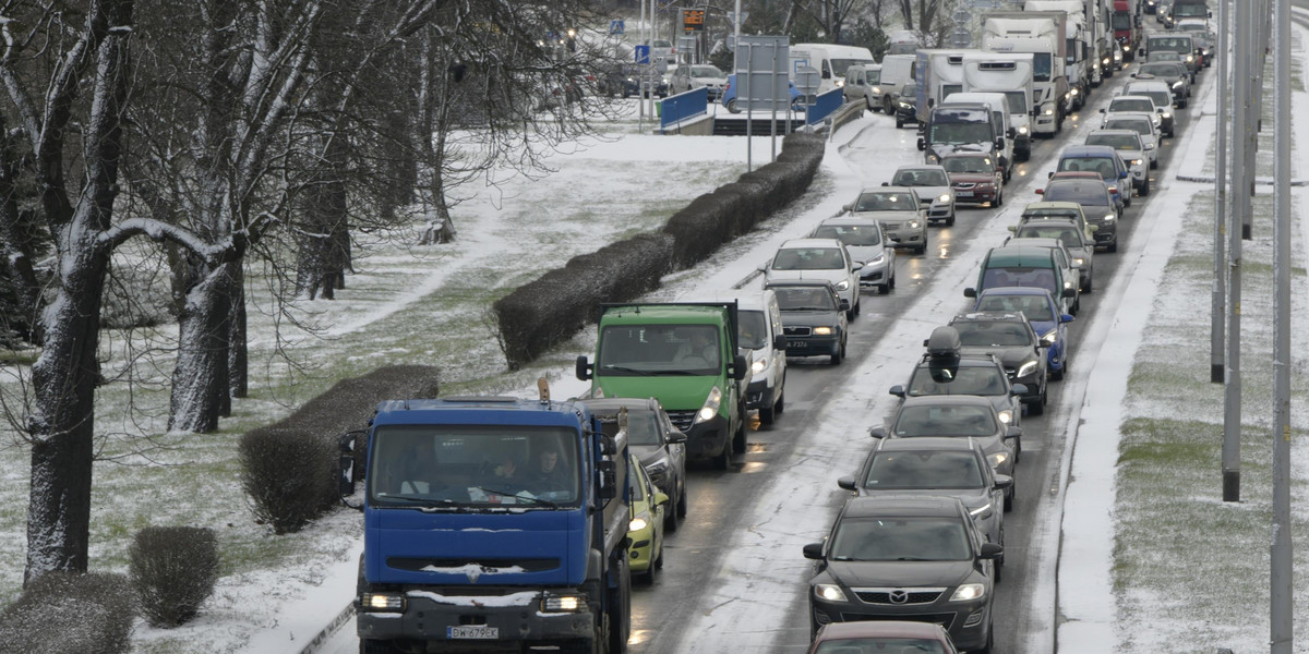 Skandal! Wrocław sparaliżowany przez zimę, a płacimy miliony za odśnieżanie!