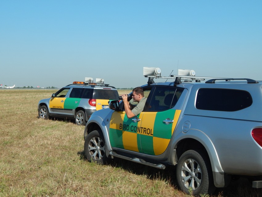 Specijalna vozila na Aerodromu