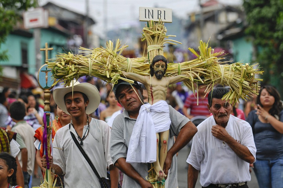 EL SALVADOR HOLY WEEK