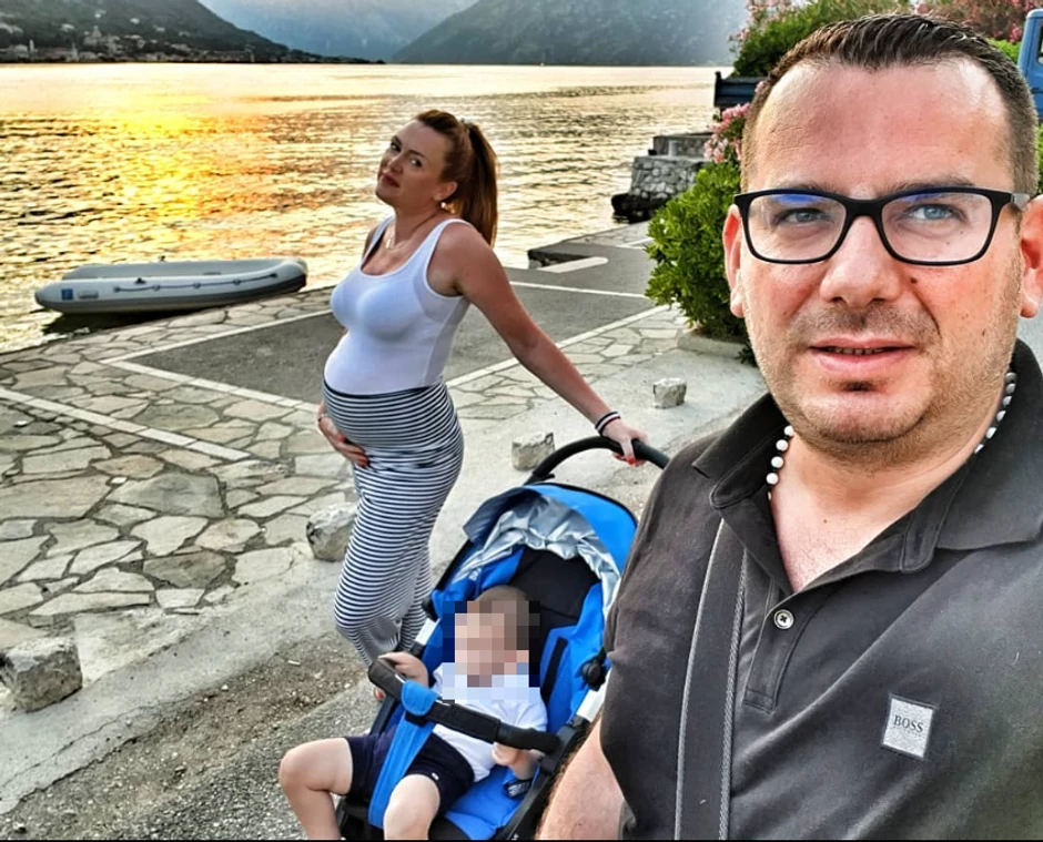 Peđa medenica sa ženom