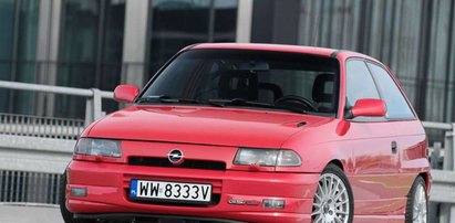 Opel Astra GSi 2.0 16V: ściganie za małe pieniądze