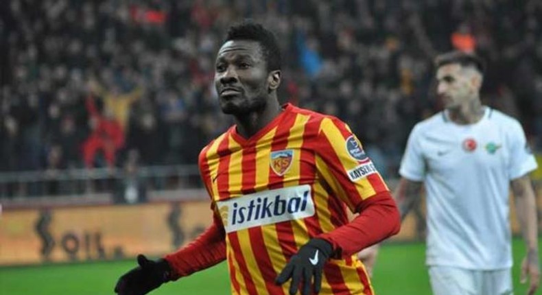 Asamoah Gyan scores a brace