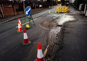 Rupa na putu  - ilustracija