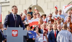 Zerowy PIT dla rodzin z dziećmi. Prezydent Nawrocki podpisał inicjatywę