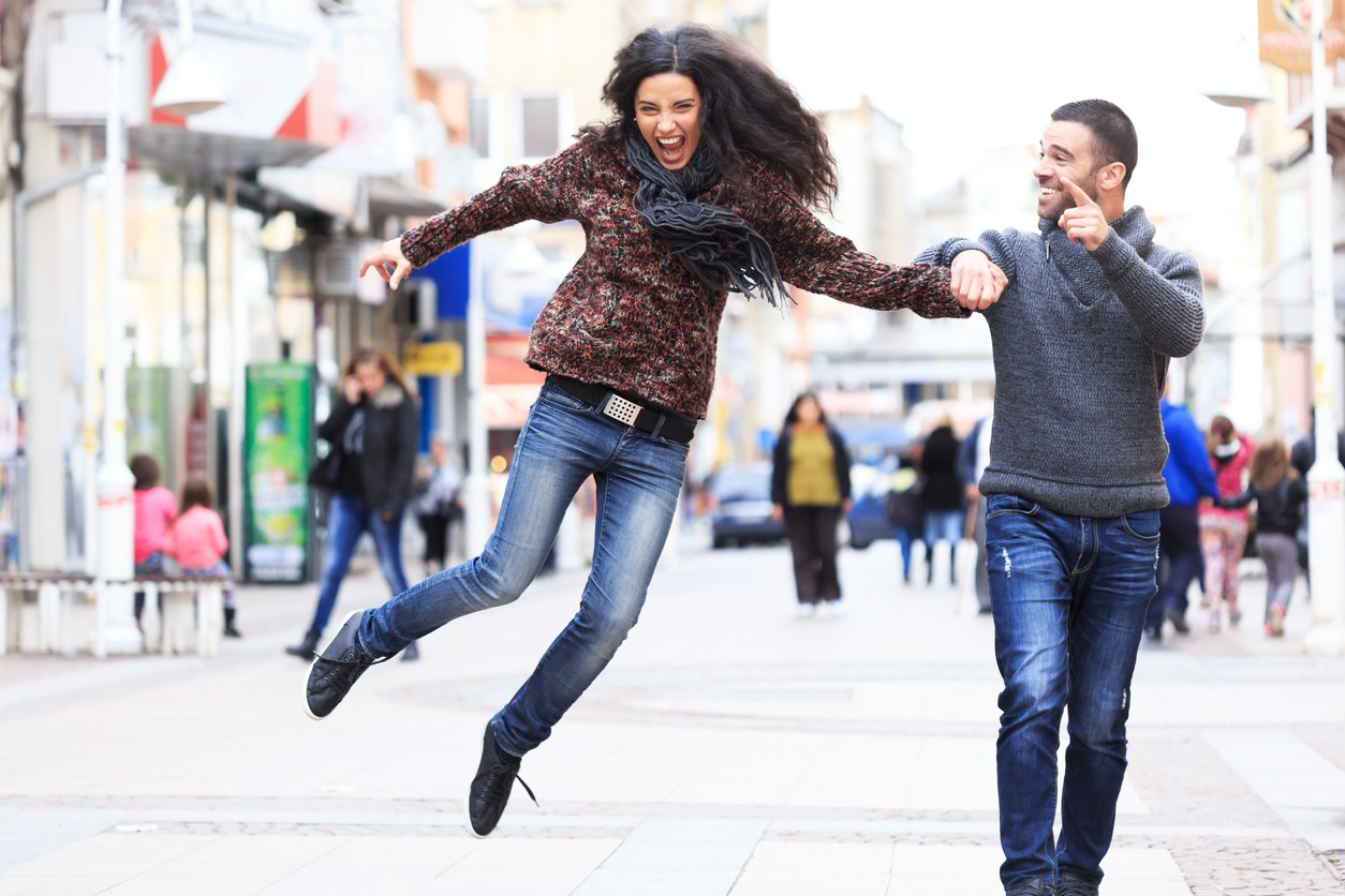 Váhy prinášajú pozitívnu energiu do svojich vzťahov.