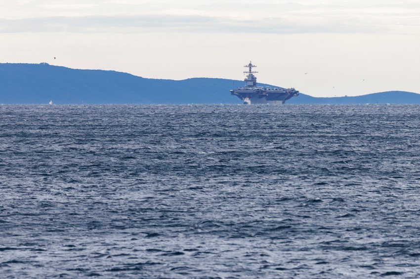 Američki nosač aviona "USS Džerald R. Ford", najveći ratni brod ikada izgrađen, stigao u Split