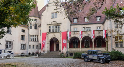 Zamczysko księcia Lubomirskiego skrywa mroczne tajemnice. Bywa tu naprawdę strasznie! [DUŻO ZDJĘĆ]