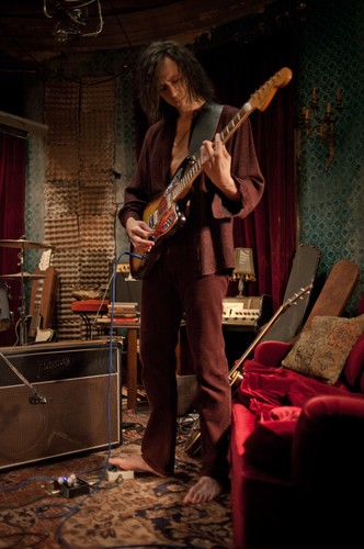 Tom Hiddleston w filmie 'Tylko kochankowie przeżyją'