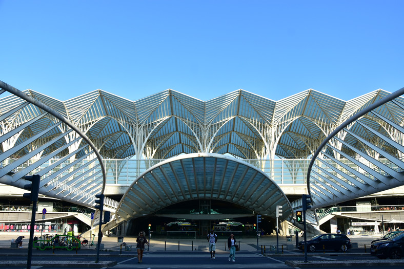 Niezwykły dworzec Oriente w Lizbonie