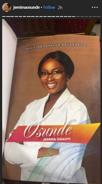 Jemima Osunde joins other graduates as she bags a degree in Physiotherapy [Instagram/JemimaOsunde]  