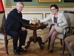 Miks modowych koszmarów: Ewa Kopacz na spotkaniu z premierem Kanady