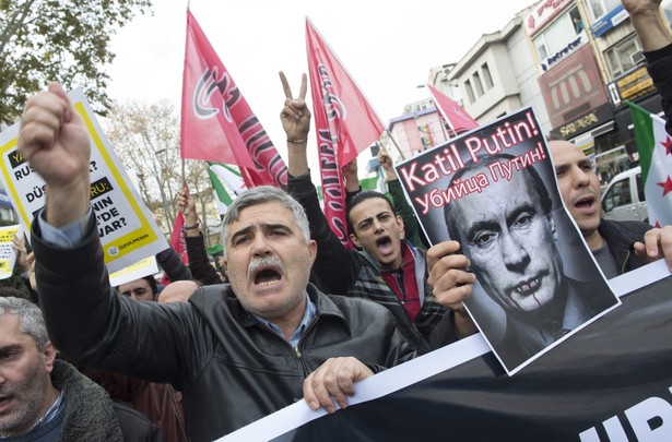 Konflikt na linii Moskwa - Ankara. Turcja odradza podróże do Rosji