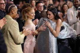 "OSUŠILA SE OD LEKA ZA DIJABETES, BRUKA DA JOJ SE I KOSTI VIDE", glumica koju SRBIJA OBOŽAVA prenerazila KILAŽOM: I one su MRŠAVE KAO GRANE, MANIJA ekspres mršavljenja nikad jače trese Holivud