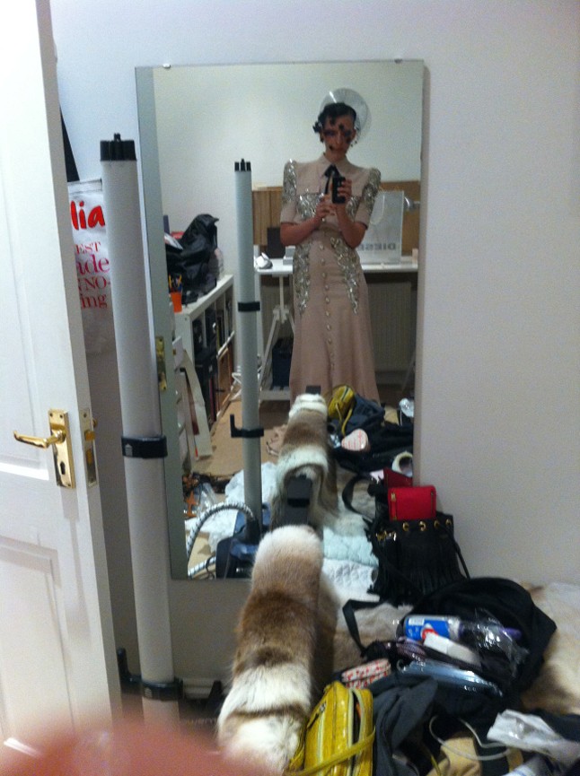 Szepesi Melinda a Harper`s Bazaar éjszakai madárkája