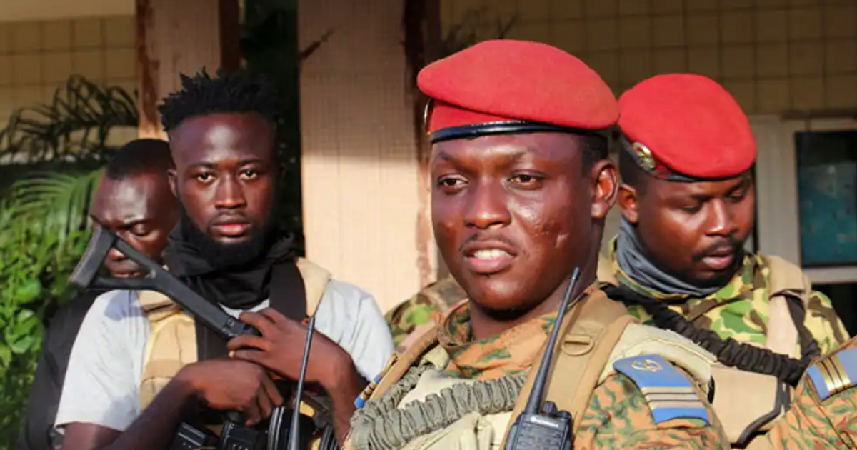 Burkina Faso releases 11 Nigerian officers after Abuja claims the aircraft was en route to Portugal