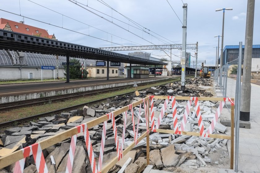 Zakończono remont peronu 4a na dworcu Poznań Główny