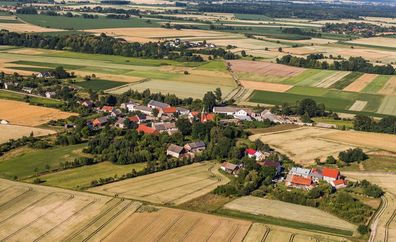 W małych ośrodkach praca w samorządzie to pomysł na całe życie