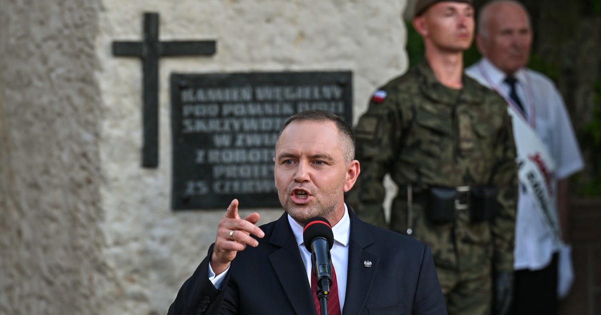 Sierakowski: Chcecie więcej UPA na sztandarach? Kibicujcie Nawrockiemu
