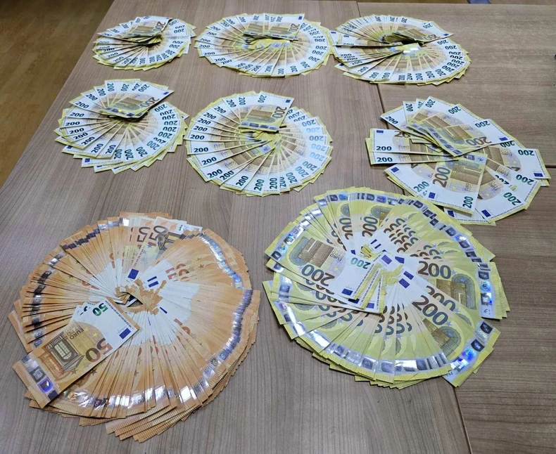 Zaplena novca na carini