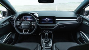 Nowa Skoda już na rynku. Ma silnik 1.5, jest szybka i wygodna. Cena?