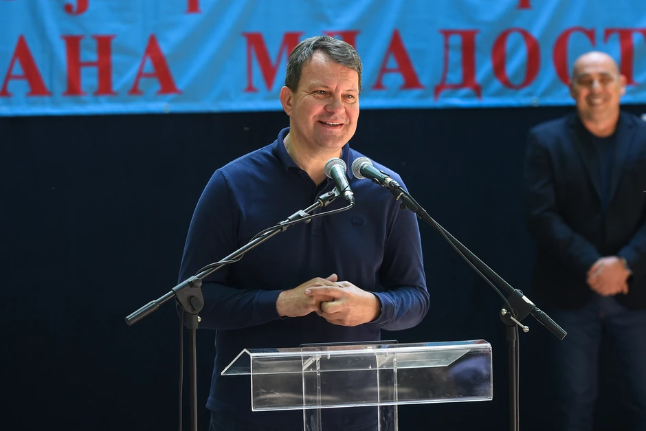 Predsednik Mirovic otvorio Decji festival Gracanici na dar (21)