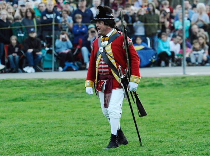 Rekonstrukcja bitwy pod Lexington z 1775 roku